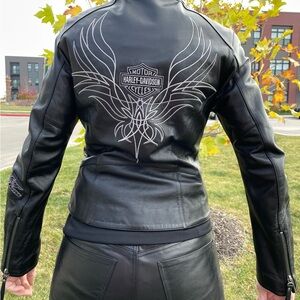Genuine Harley Davidson 100% black leather jacket - S